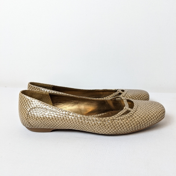 Ann Taylor LOFT tan snake skin flats shoes size 7 - Picture 4 of 7